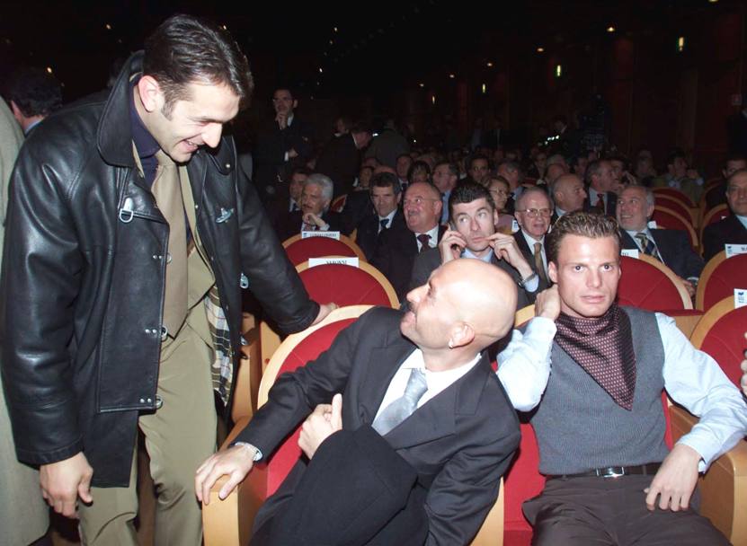 Con Franco Ballerini e Danilo Di Luca durante la presentazione del Giro d’Italia 2002 (Ansa)